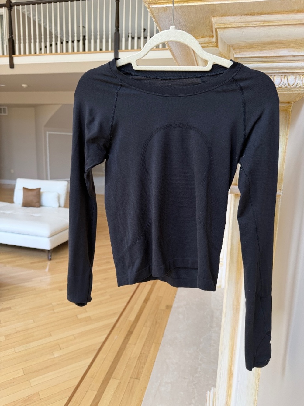 Swiftly Tech Long-Sleeve Shirt 2.0 Hip Length